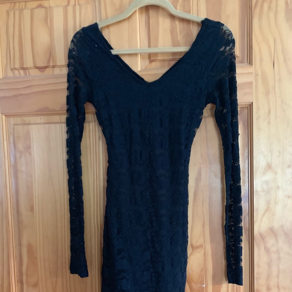 LACE DRESS